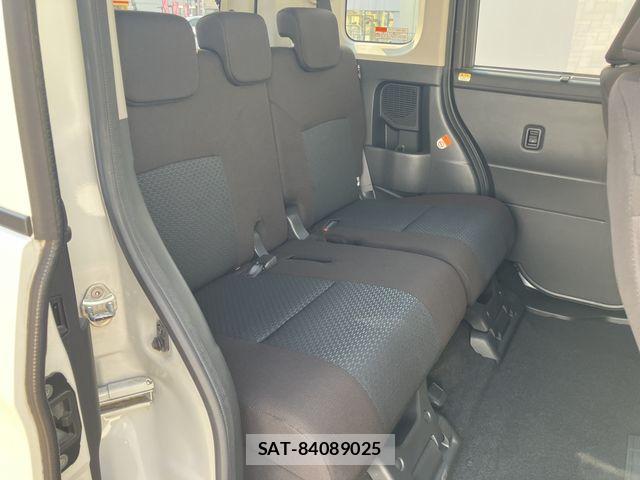 Toyota ROOMY 2021-04 8666837-11