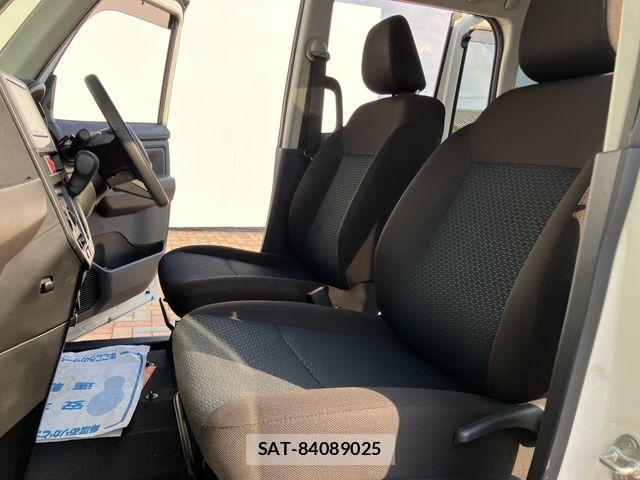 Toyota ROOMY 2021-04 8666837-26