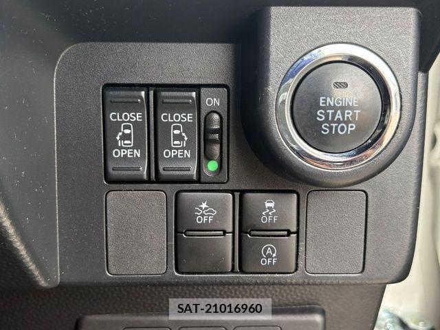 Toyota ROOMY 2018-07 8661319-12