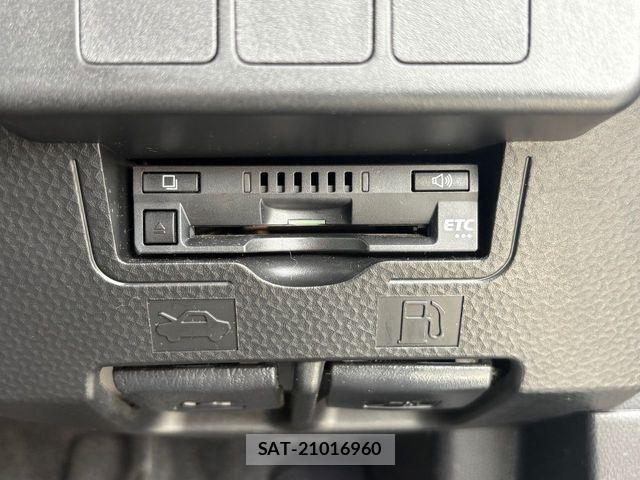 Toyota ROOMY 2018-07 8661319-14