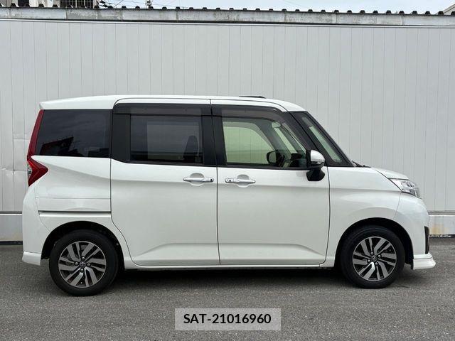 Toyota ROOMY 2018-07 8661319-21