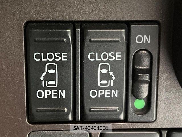 Toyota ROOMY 2017-10 8666840-5