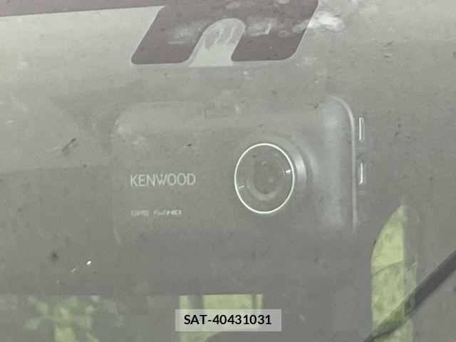 Toyota ROOMY 2017-10 8666840-6