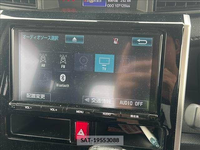 Toyota ROOMY 2017-08 8666839-9