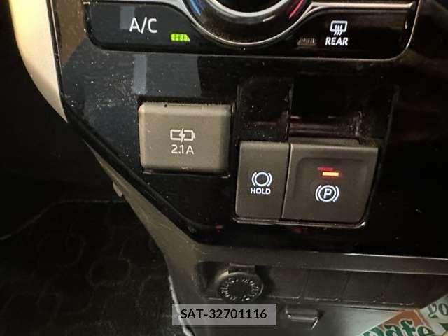 Toyota ROOMY 2021-07 8686444-9