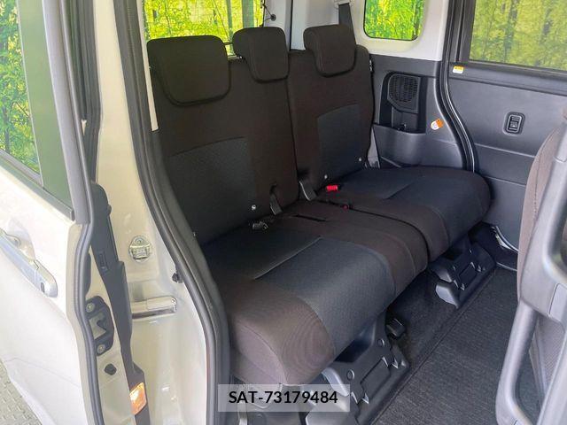 Toyota ROOMY 2023-08 8686453-9