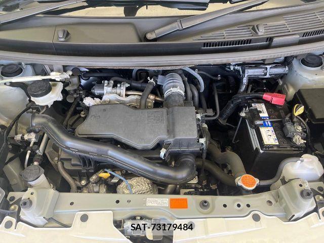Toyota ROOMY 2023-08 8686453-18