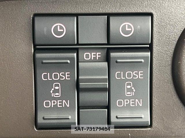 Toyota ROOMY 2023-08 8686453-5