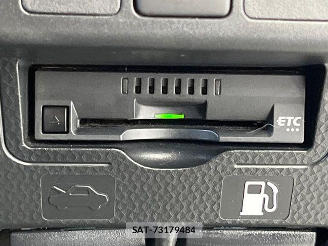 Toyota ROOMY 2023-08 8686453-7