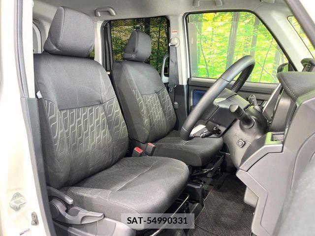 Toyota ROOMY 2019-08 8686462-7