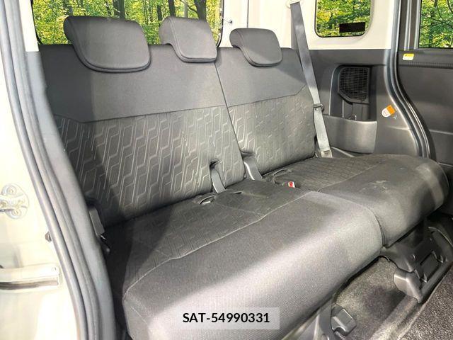 Toyota ROOMY 2019-08 8686462-8