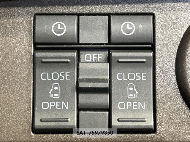 Toyota ROOMY 2023-03 8686450-2
