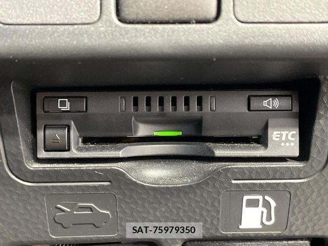 Toyota ROOMY 2023-03 8686450-6