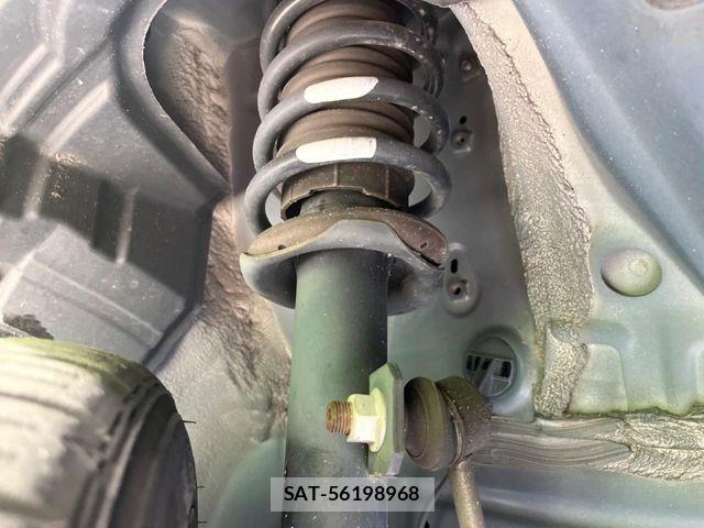 Toyota ROOMY 2019-06 8686459-19