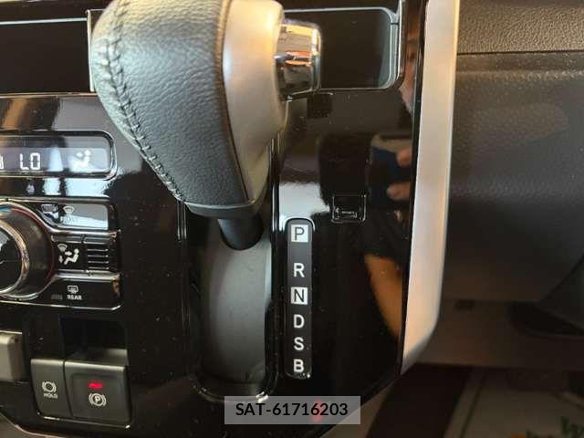Toyota ROOMY 2022-10 8686446-4