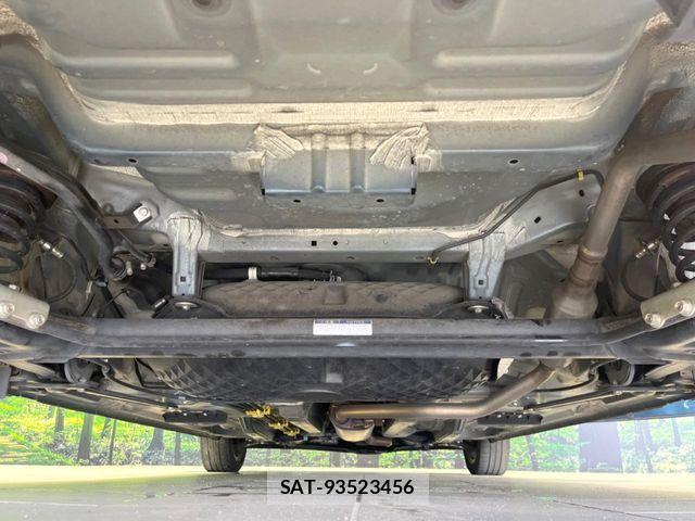 Toyota ROOMY 2019-07 8686457-18