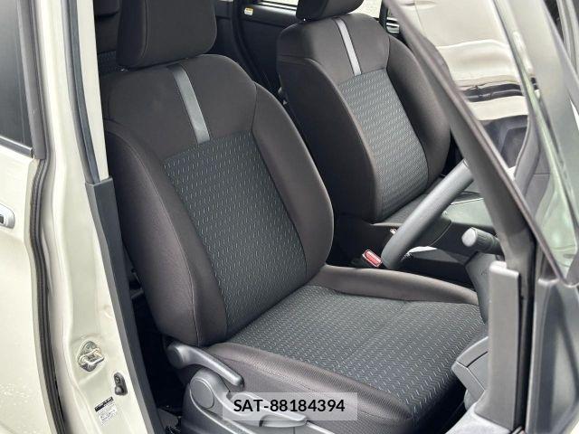 Toyota ROOMY 2022-02 8686447-4