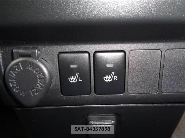 Toyota ROOMY 2025-03 8745573-25