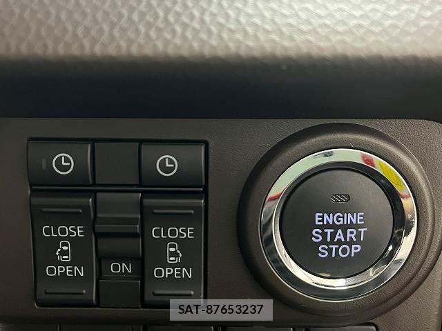 Toyota ROOMY 2023-02 8745584-9