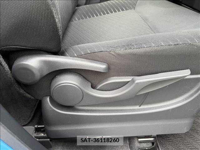 Toyota ROOMY 2017-05 8745598-16