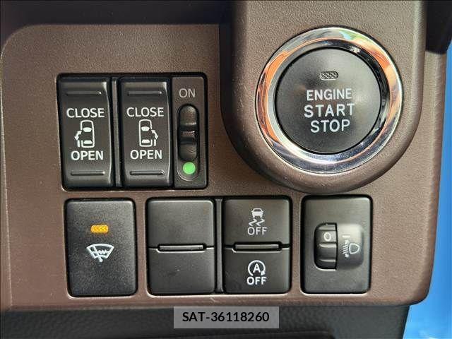 Toyota ROOMY 2017-05 8745598-3