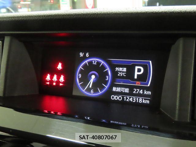 Toyota ROOMY 2018-06 8781870-10