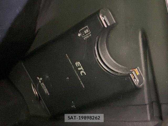 Toyota ROOMY 2020-01 8797357-6