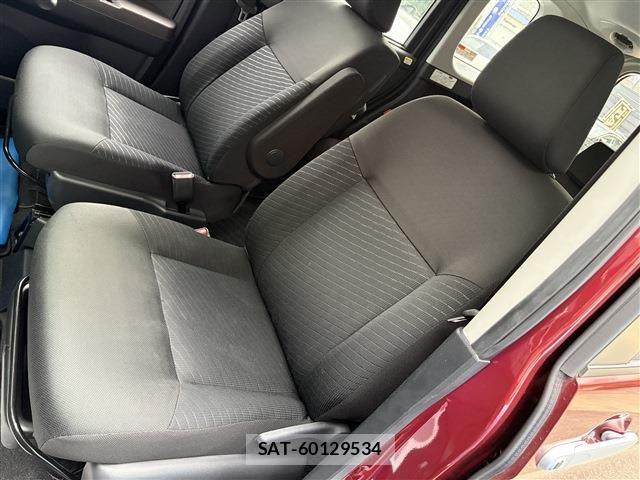 Toyota ROOMY 2020-02 8797358-15