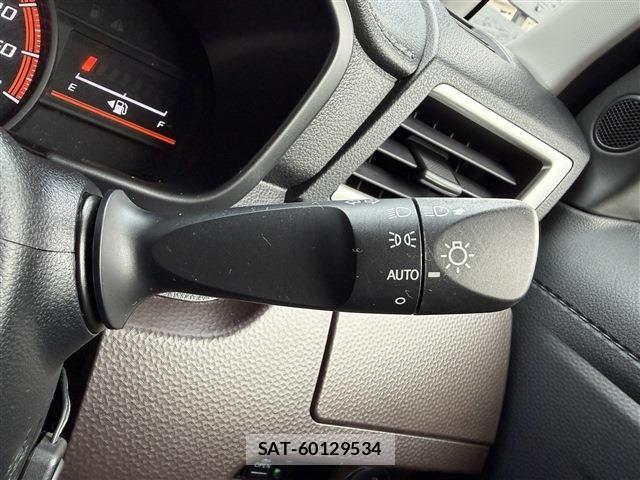 Toyota ROOMY 2020-02 8797358-25