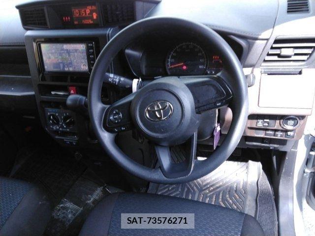 Toyota ROOMY 2022-08 8831363-1