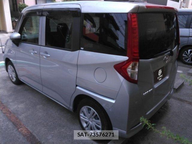 Toyota ROOMY 2022-08 8831363-2