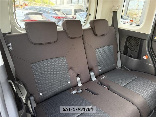 Toyota ROOMY 2023-02 8831352-8