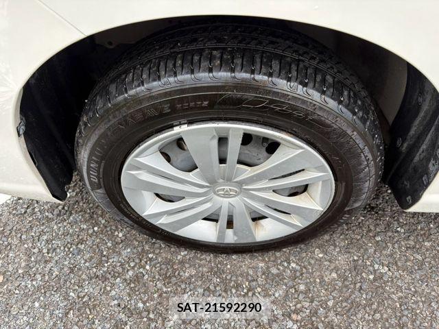 Toyota ROOMY 2022-08 8831370-9