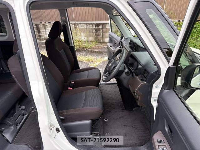 Toyota ROOMY 2022-08 8831370-13