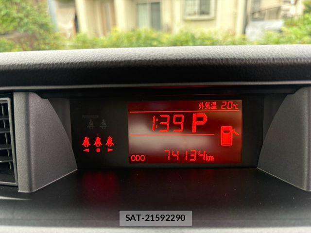 Toyota ROOMY 2022-08 8831370-15