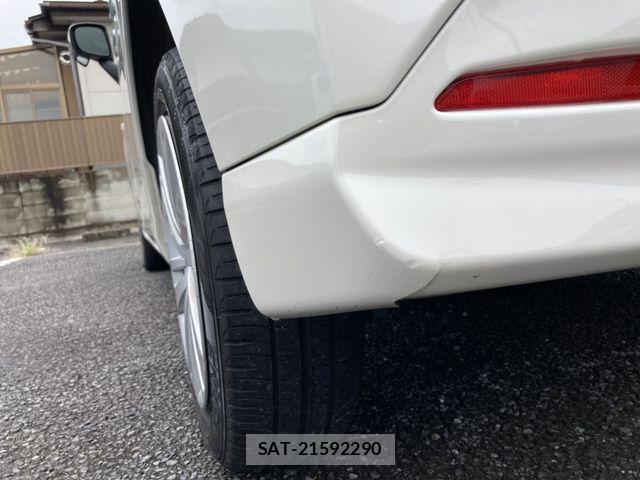 Toyota ROOMY 2022-08 8831370-27