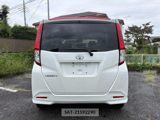 Toyota ROOMY 2022-08 8831370-6
