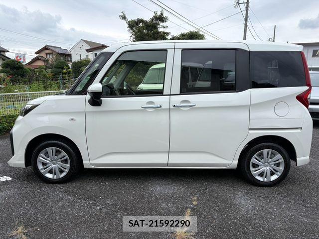 Toyota ROOMY 2022-08 8831370-7