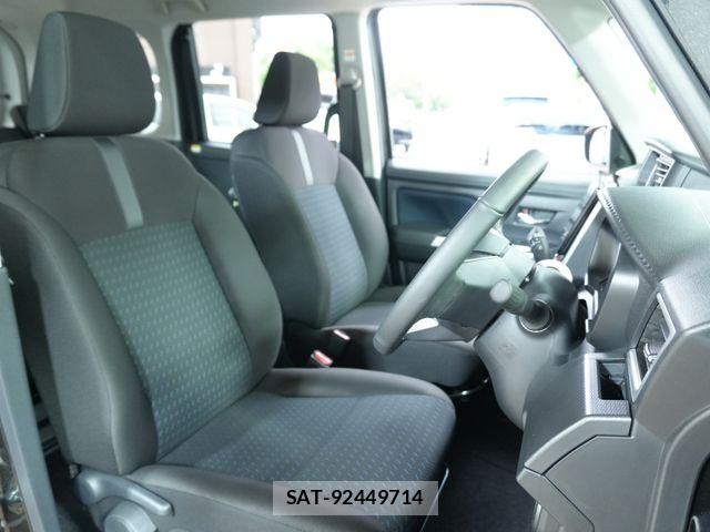 Toyota ROOMY 2026-02 8831349-22