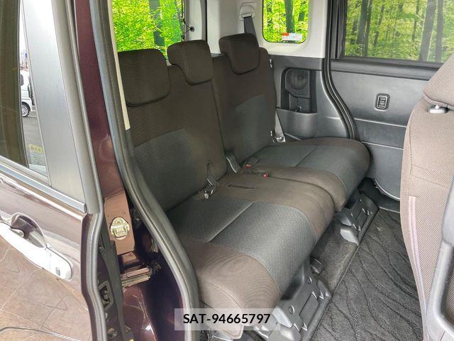 Toyota ROOMY 2022-02 8831356-8