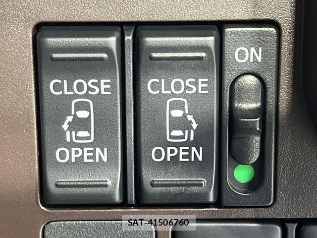 Toyota ROOMY 2017-11 8831367-5