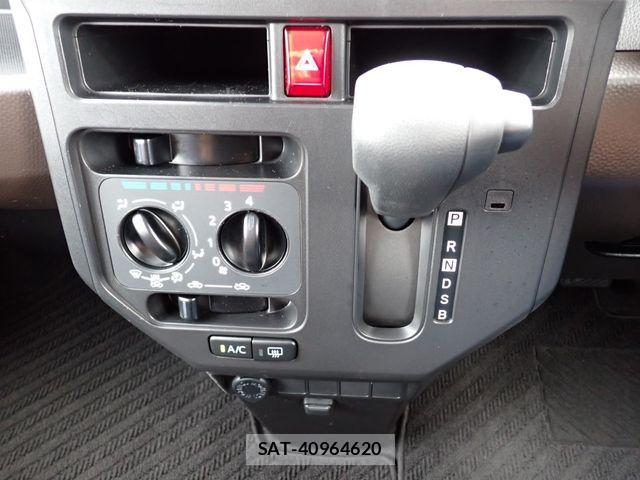 Toyota ROOMY 2022-07 8831364-11