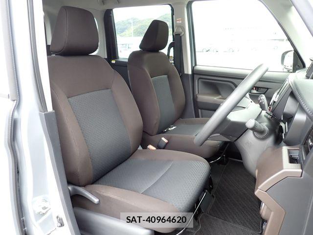Toyota ROOMY 2022-07 8831364-16