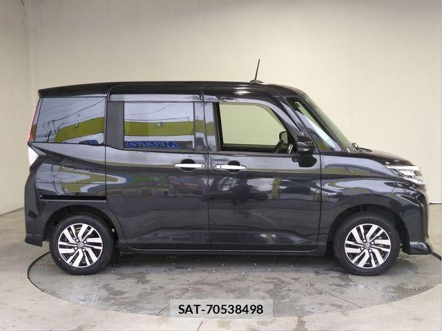 Toyota ROOMY 2021-08 8831361-16