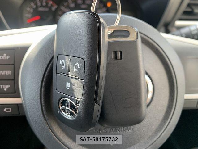 Toyota ROOMY 2023-02 8831366-23