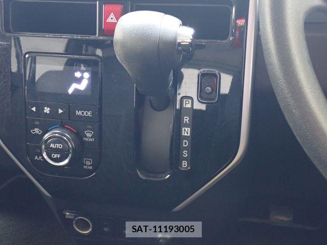 Toyota ROOMY 2019-09 8831371-16