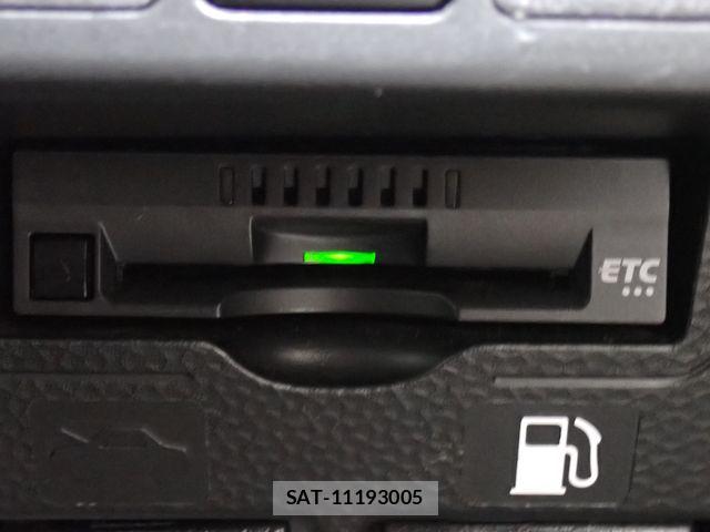 Toyota ROOMY 2019-09 8831371-18
