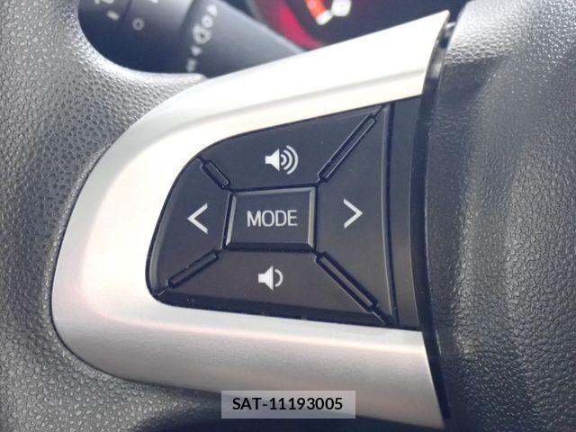 Toyota ROOMY 2019-09 8831371-19