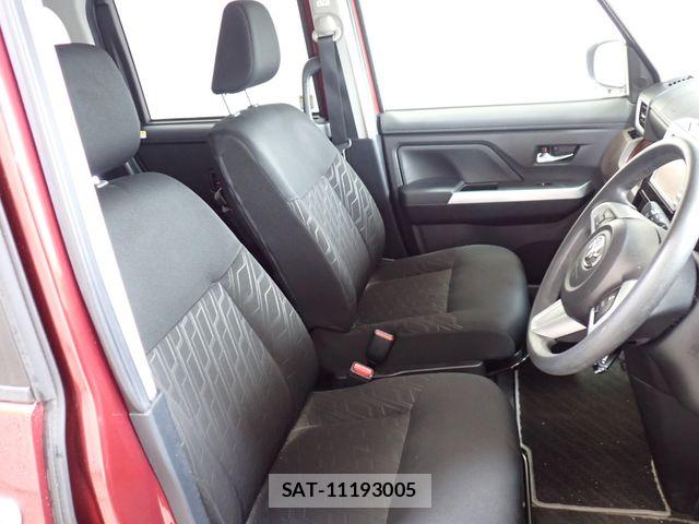Toyota ROOMY 2019-09 8831371-24