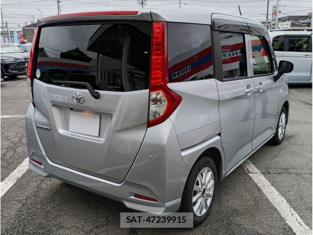 Toyota ROOMY 2021-05 8831369-6